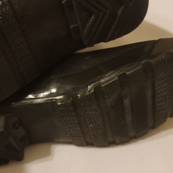 Hunter boots tall high gloss. Size 7 - Picture 6 of 11